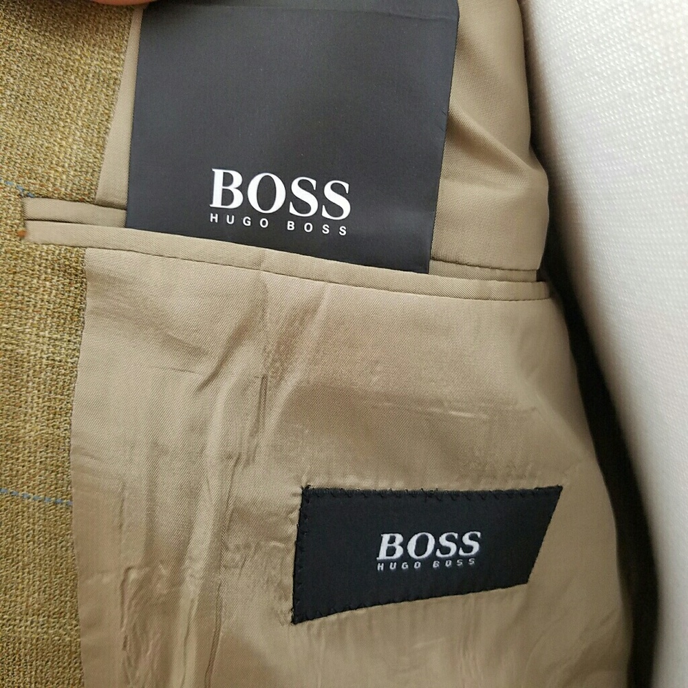 Hugo Boss Olive Green Windowpane Sport Coat - Picture 7 of 8